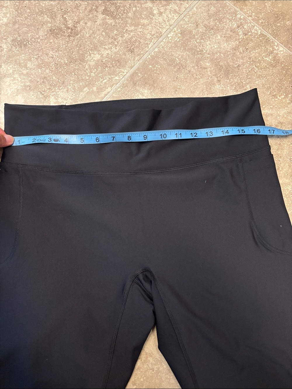 Old Navy Active Powersoft Extra High Waisted Legging - Picture 3 of 4